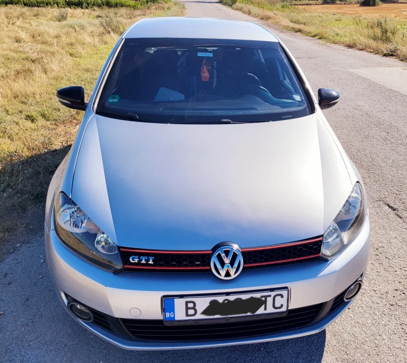 VW Golf 1.6 tdi, снимка 5 - Автомобили и джипове - 48214326