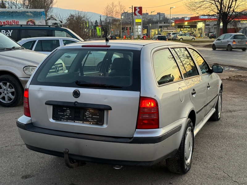 Skoda Octavia, снимка 4 - Автомобили и джипове - 48997026