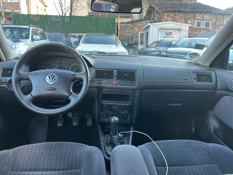 VW Golf 1.6, снимка 5 - Автомобили и джипове - 49418950