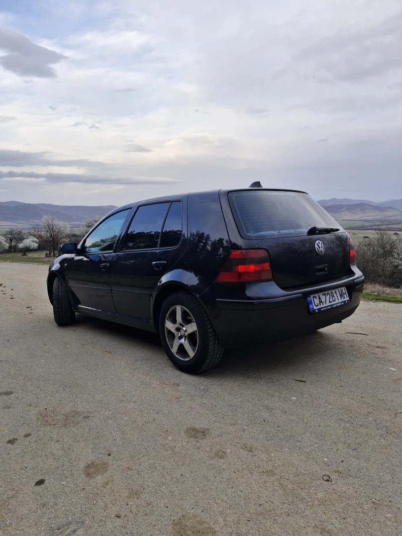 VW Golf, снимка 3 - Автомобили и джипове - 49454167