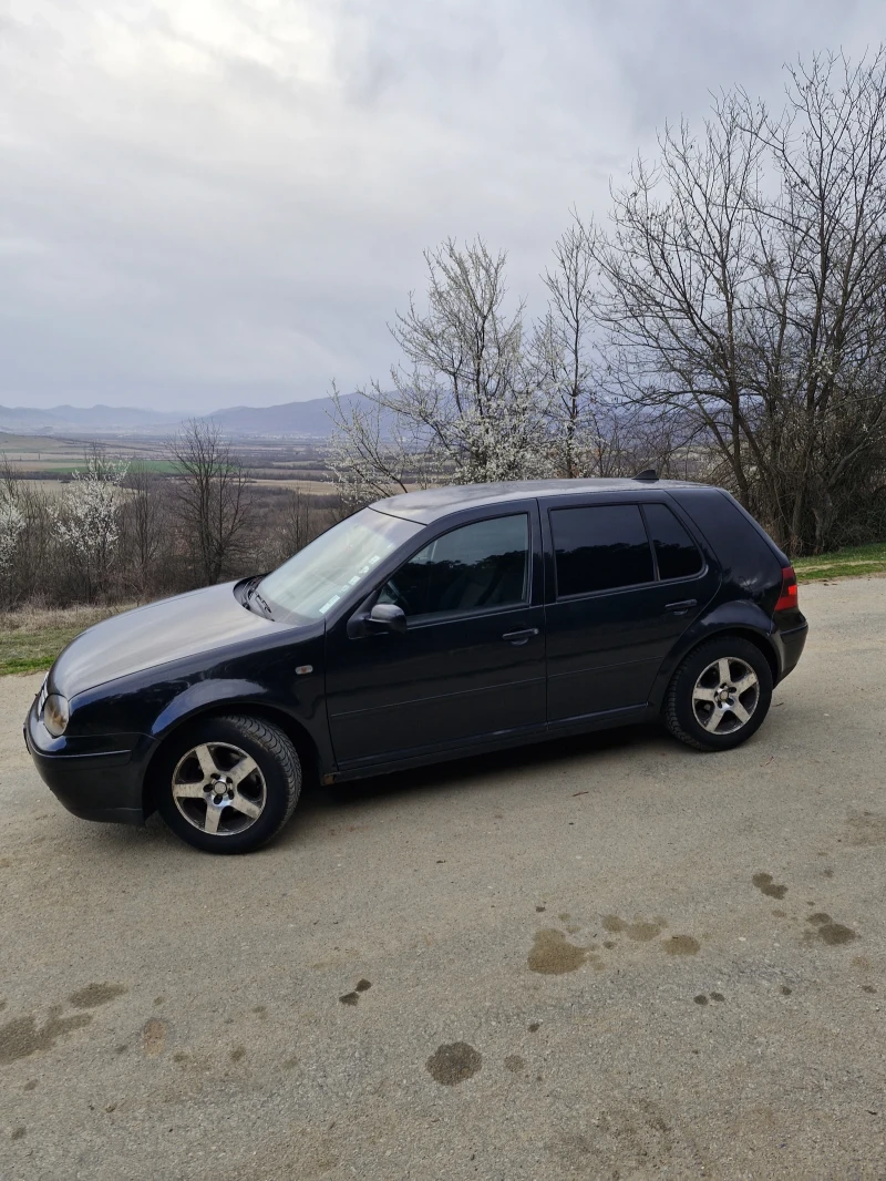 VW Golf, снимка 4 - Автомобили и джипове - 49454167