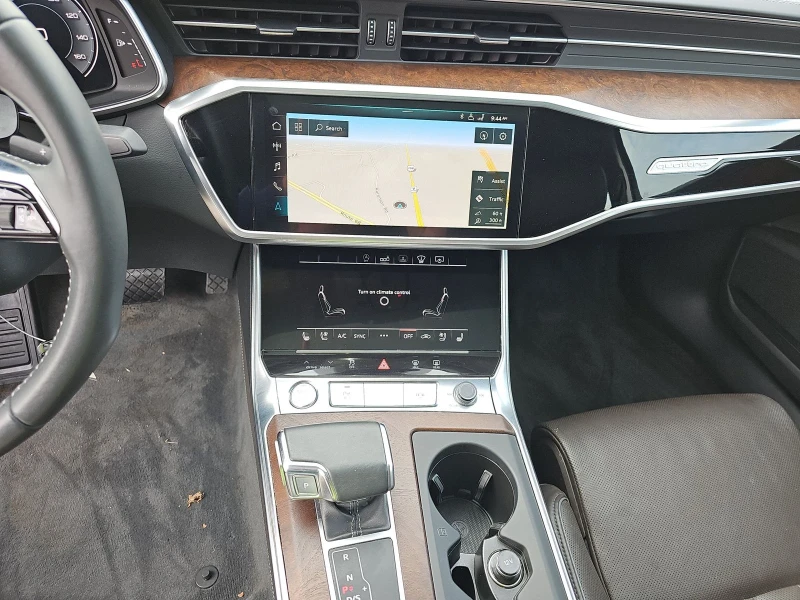 Audi A6, снимка 8 - Автомобили и джипове - 49508082