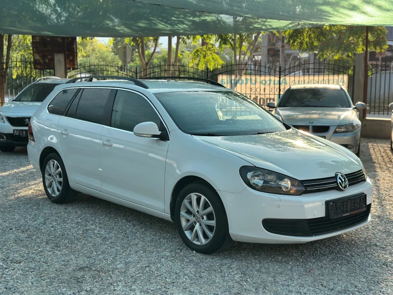 VW Golf ПОДГРЕВ/ПАРКТРОНИК/АВТОМАТ, снимка 3 - Автомобили и джипове - 51671745