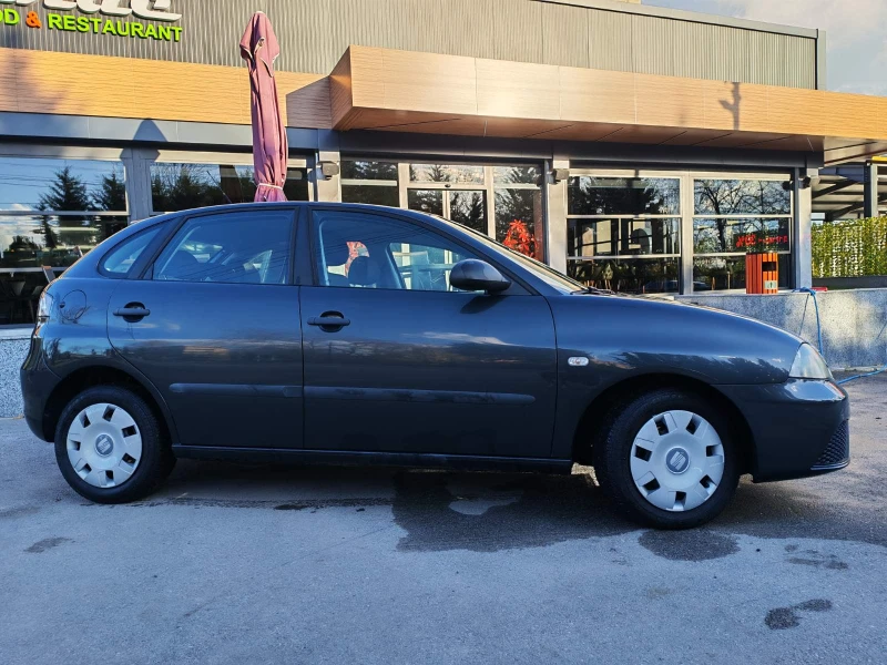 Seat Ibiza 1.2, снимка 2 - Автомобили и джипове - 52537244
