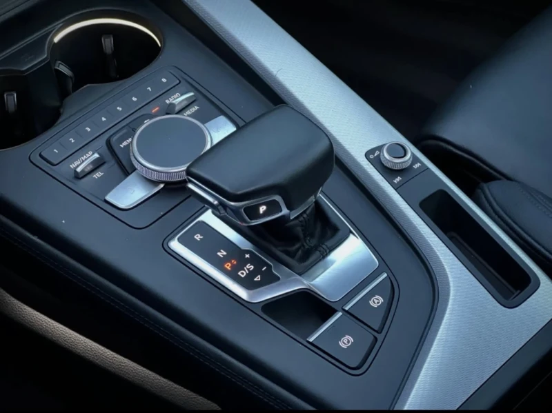 Audi A5 3x S-Line Pano, снимка 7 - Автомобили и джипове - 52879990