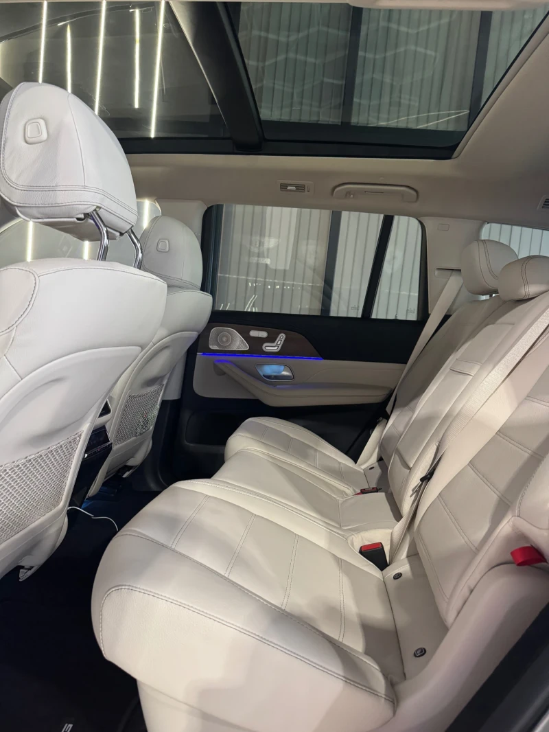 Mercedes-Benz GLS 450 d 4 MATIC * AMG * FULL Екстри*  ПАНОРАМА* BURMESTE, снимка 5 - Автомобили и джипове - 52879316