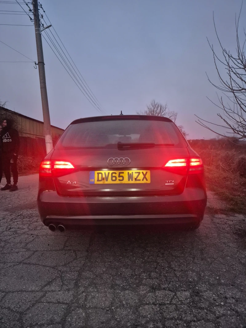 Audi A4 Audi A4 ! Кожа! Навигация! Сменен ангренаж, снимка 5 - Автомобили и джипове - 53071939
