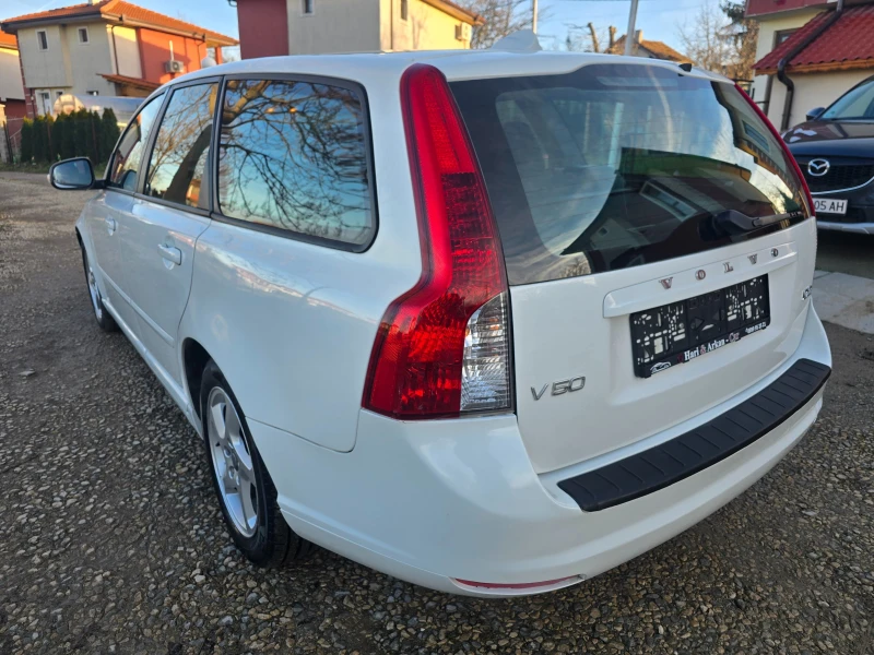 Volvo V50 FACE-1.6D2-114K.C-EВРО 5В-6 СКОРОСТИ, снимка 4 - Автомобили и джипове - 53261784