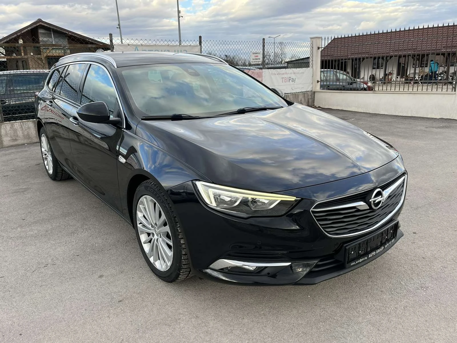 Opel Insignia 2.0TDI 170к EURO 6C АВТОМАТ KEYLESS GO ВНОС ИТАЛИЯ - изображение 3