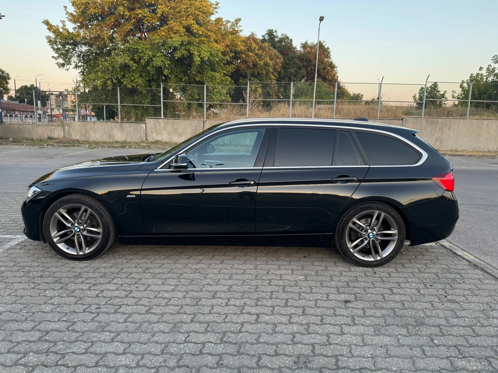 BMW 320 320d - изображение 6