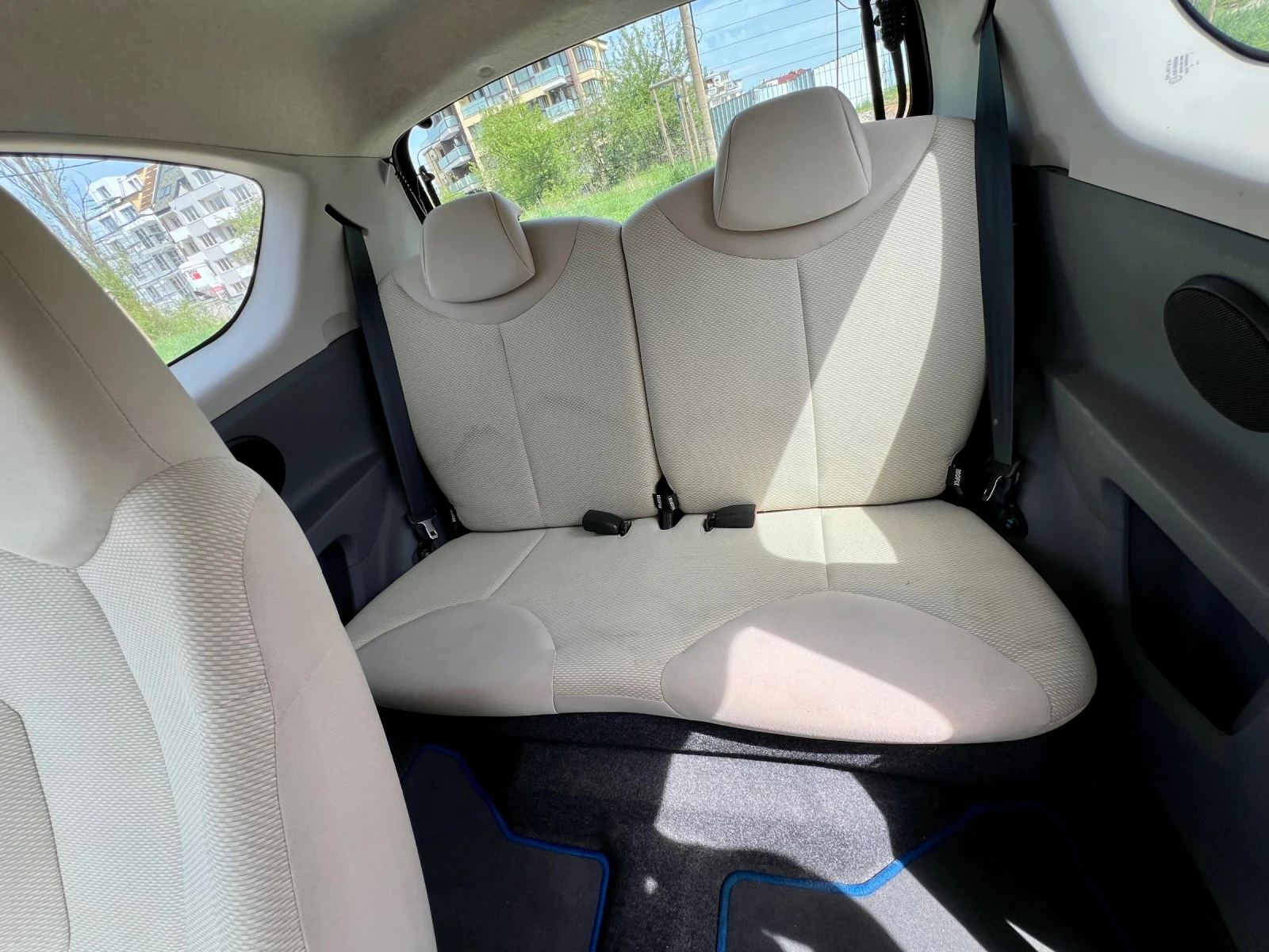 Toyota Aygo 1.0 - изображение 10
