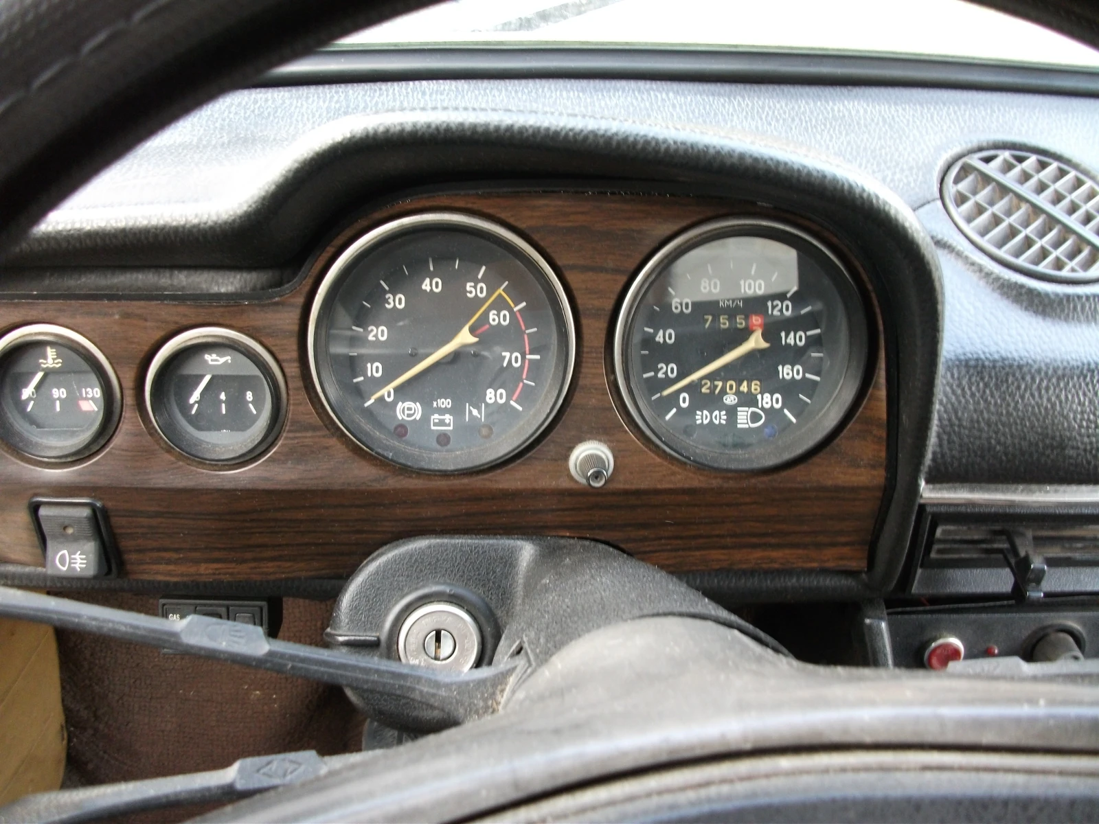 Lada 21061 1500S, снимка 8 - Автомобили и джипове - 54175395