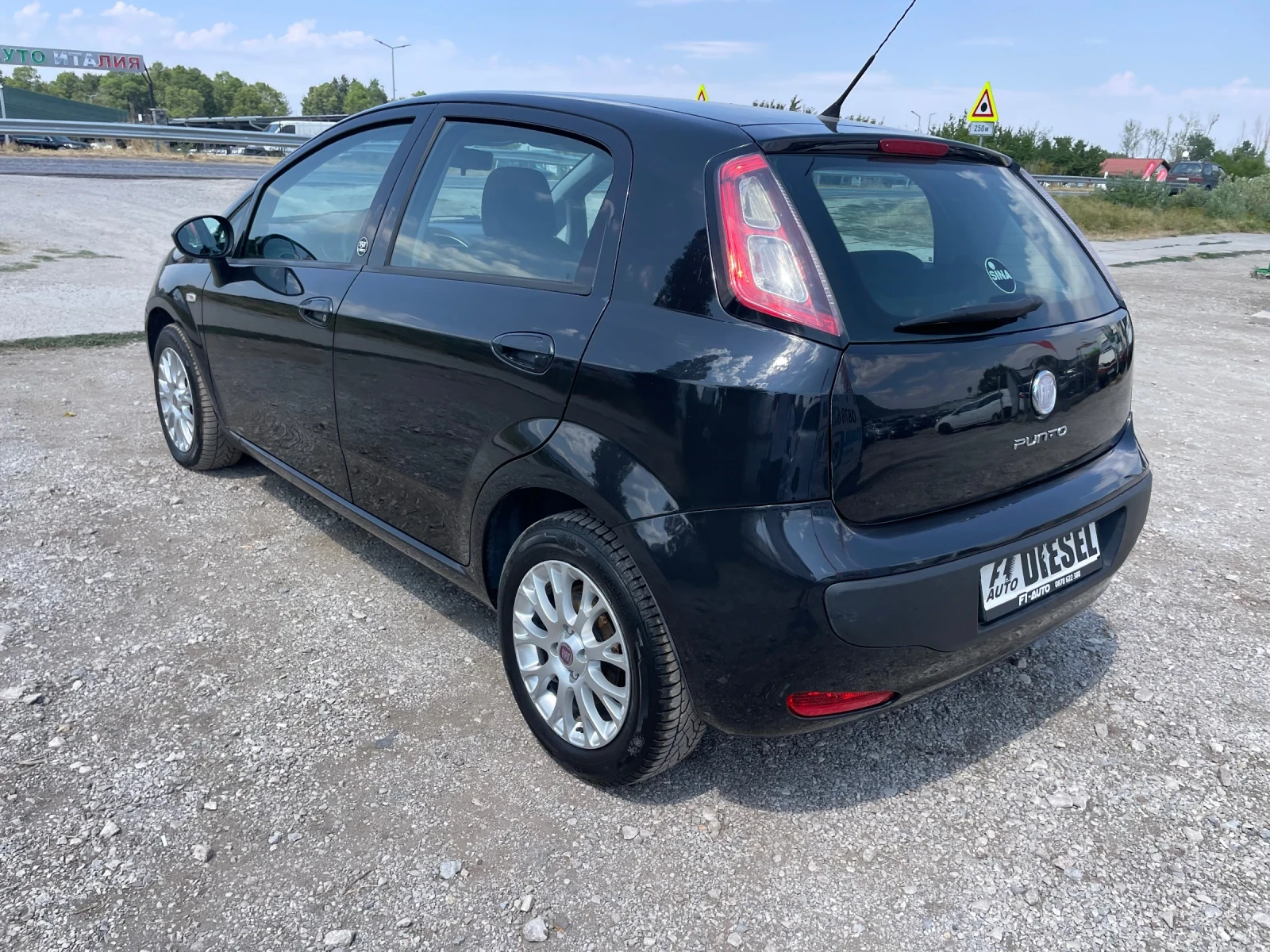 Fiat Punto 1.3M-jet-EVO-ITALIA - изображение 7