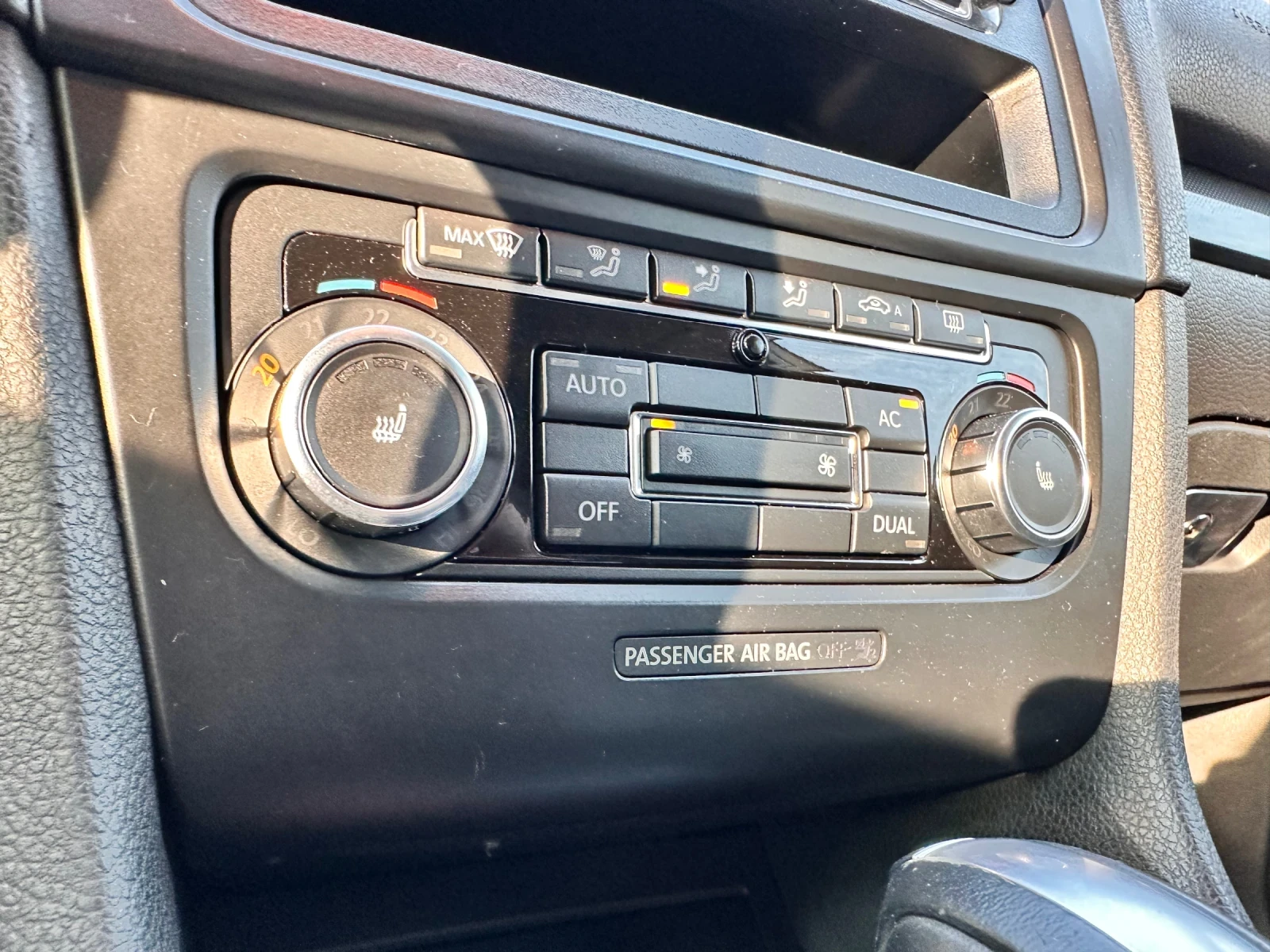 VW Golf ПОДГРЕВ/ПАРКТРОНИК/АВТОМАТ - изображение 8