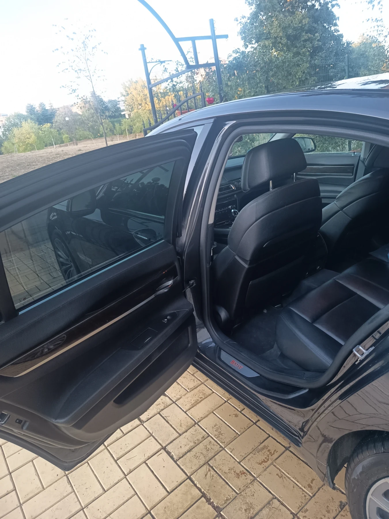 BMW 740  - изображение 3