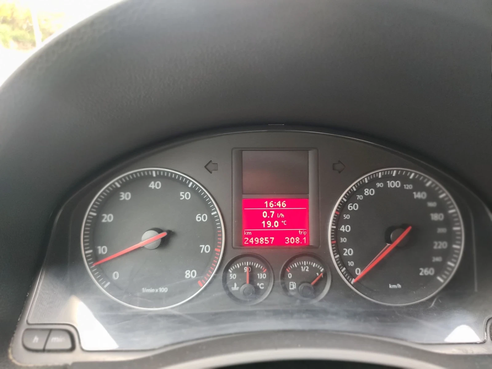 VW Jetta  - изображение 5