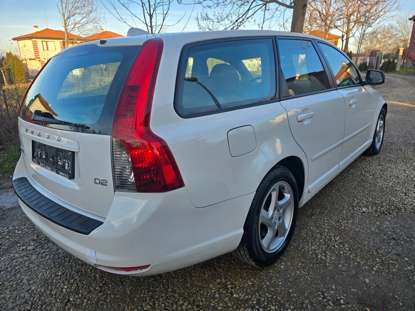Volvo V50 FACE-1.6D2-114K.C-EВРО 5В-6 СКОРОСТИ - изображение 6