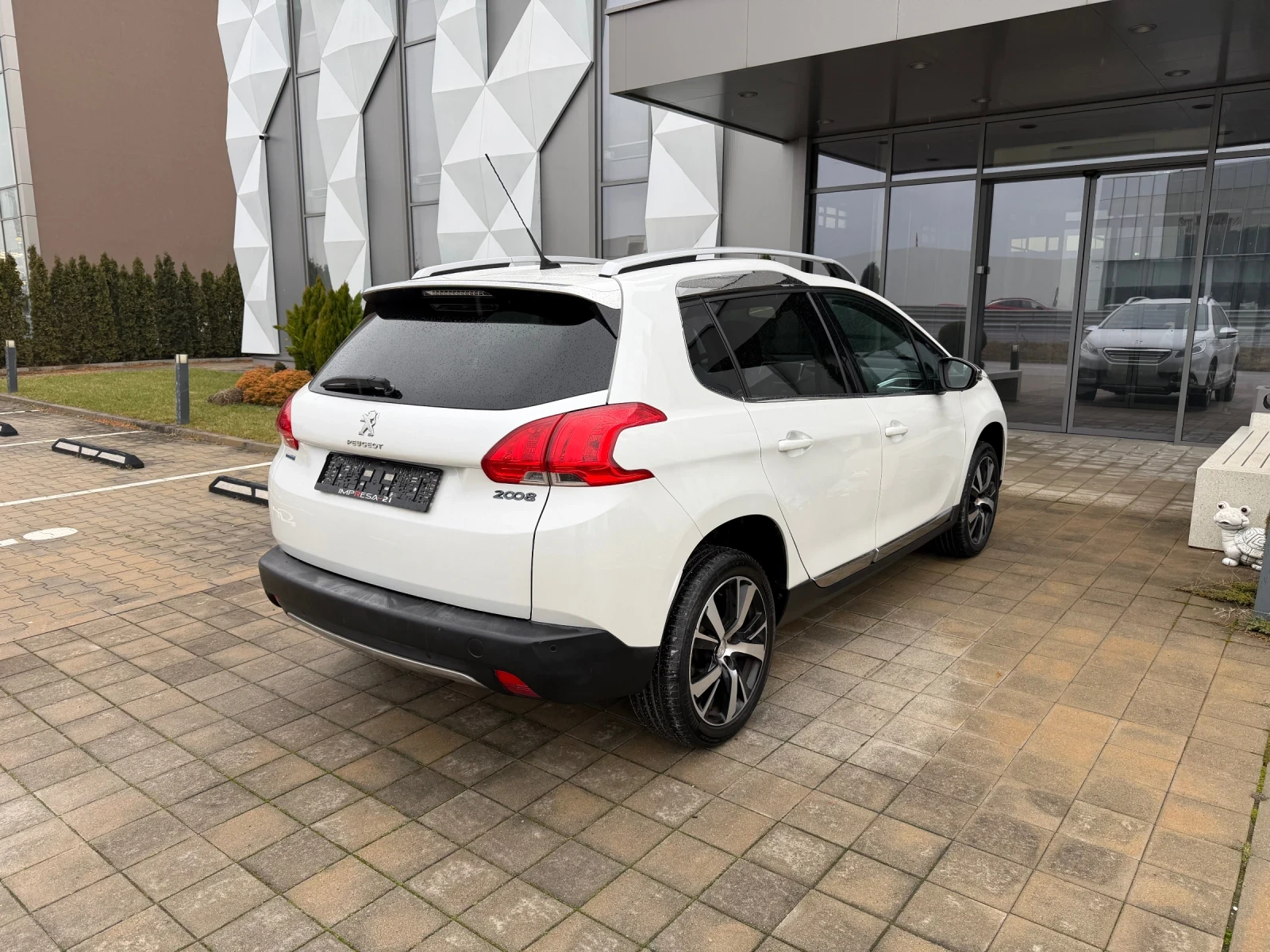 Peugeot 2008 1.6d 120kc.allure - изображение 4