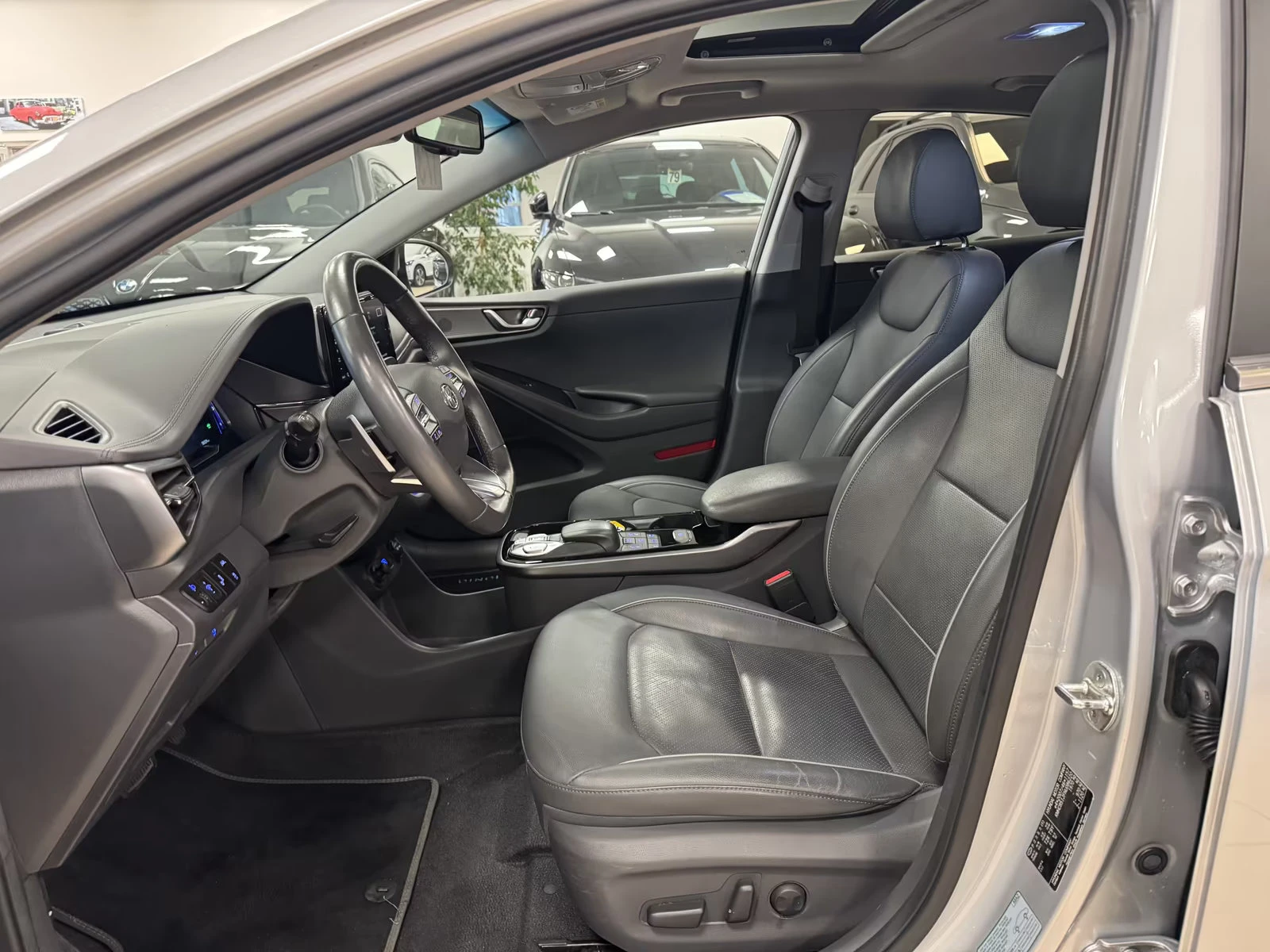 Hyundai Ioniq ELEKTRO/136HP/PRIME/CAM/MEMO/INFINITY/LED/891g, снимка 6 - Автомобили и джипове - 53779129