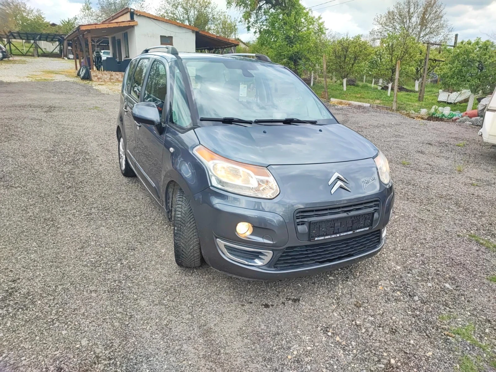Citroen C3 Picasso Exclusive 1.4БЕНЗИН, снимка 2 - Автомобили и джипове - 54414072