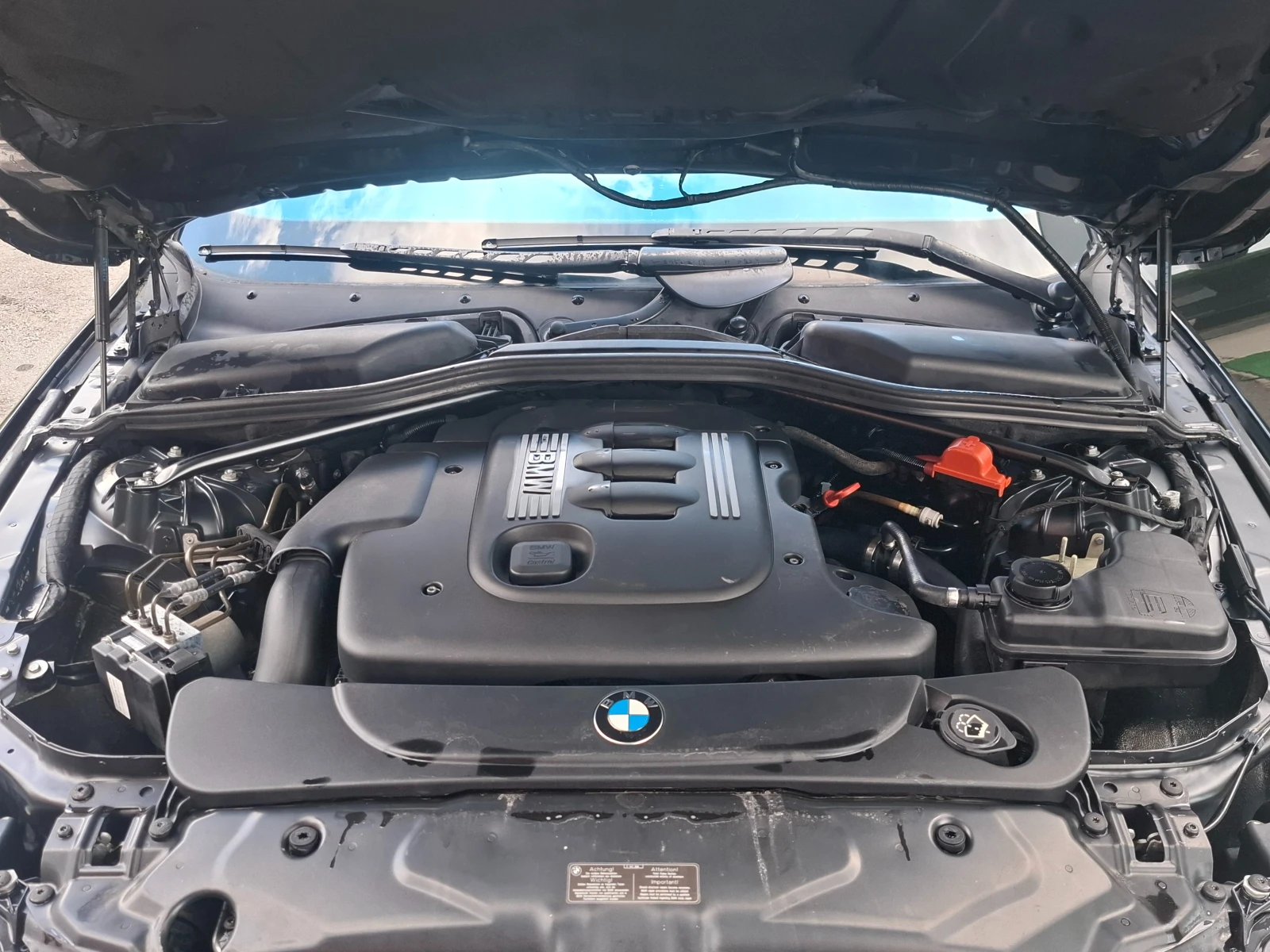 BMW 520, снимка 14 - Автомобили и джипове - 54427806
