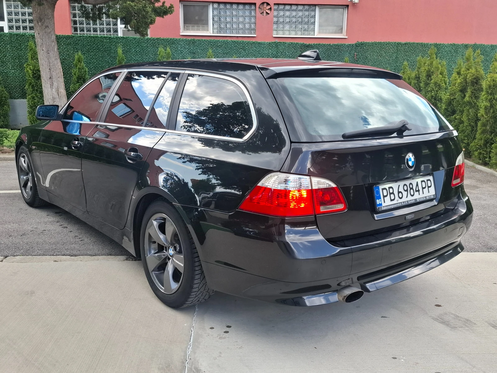 BMW 520, снимка 2 - Автомобили и джипове - 54427806