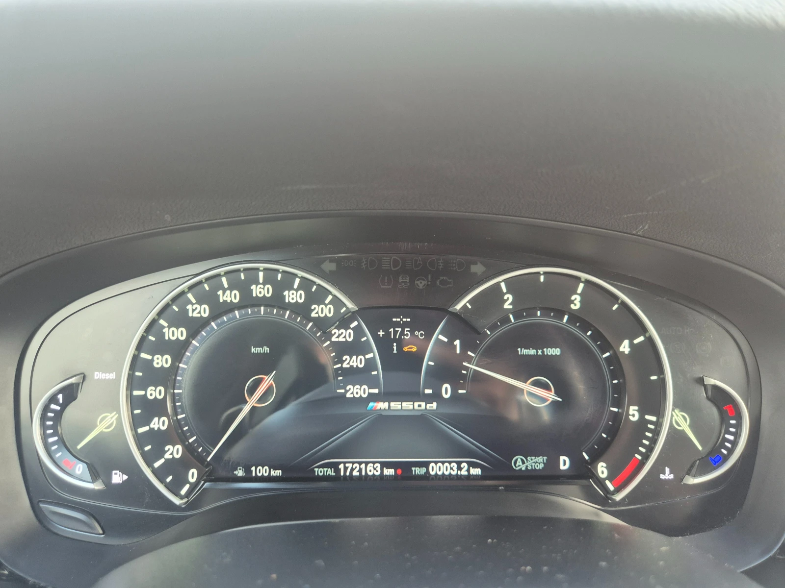 BMW 530 D 6 МЕСЕЦА ГАРАНЦИЯ/M Pack 265к.с. Laser/Германия, снимка 12 - Автомобили и джипове - 54625756