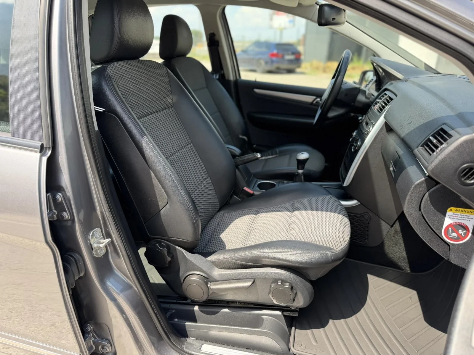 Mercedes-Benz B 170, снимка 9 - Автомобили и джипове - 55157092