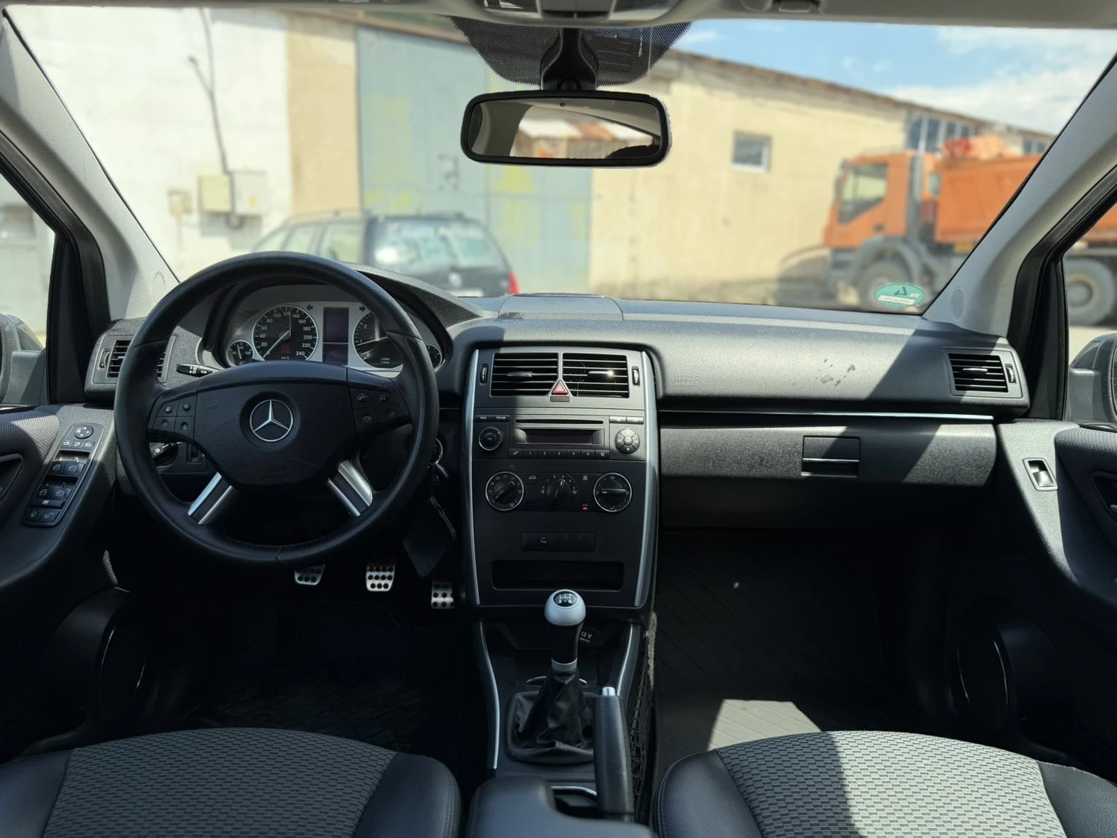 Mercedes-Benz B 170, снимка 12 - Автомобили и джипове - 55157092