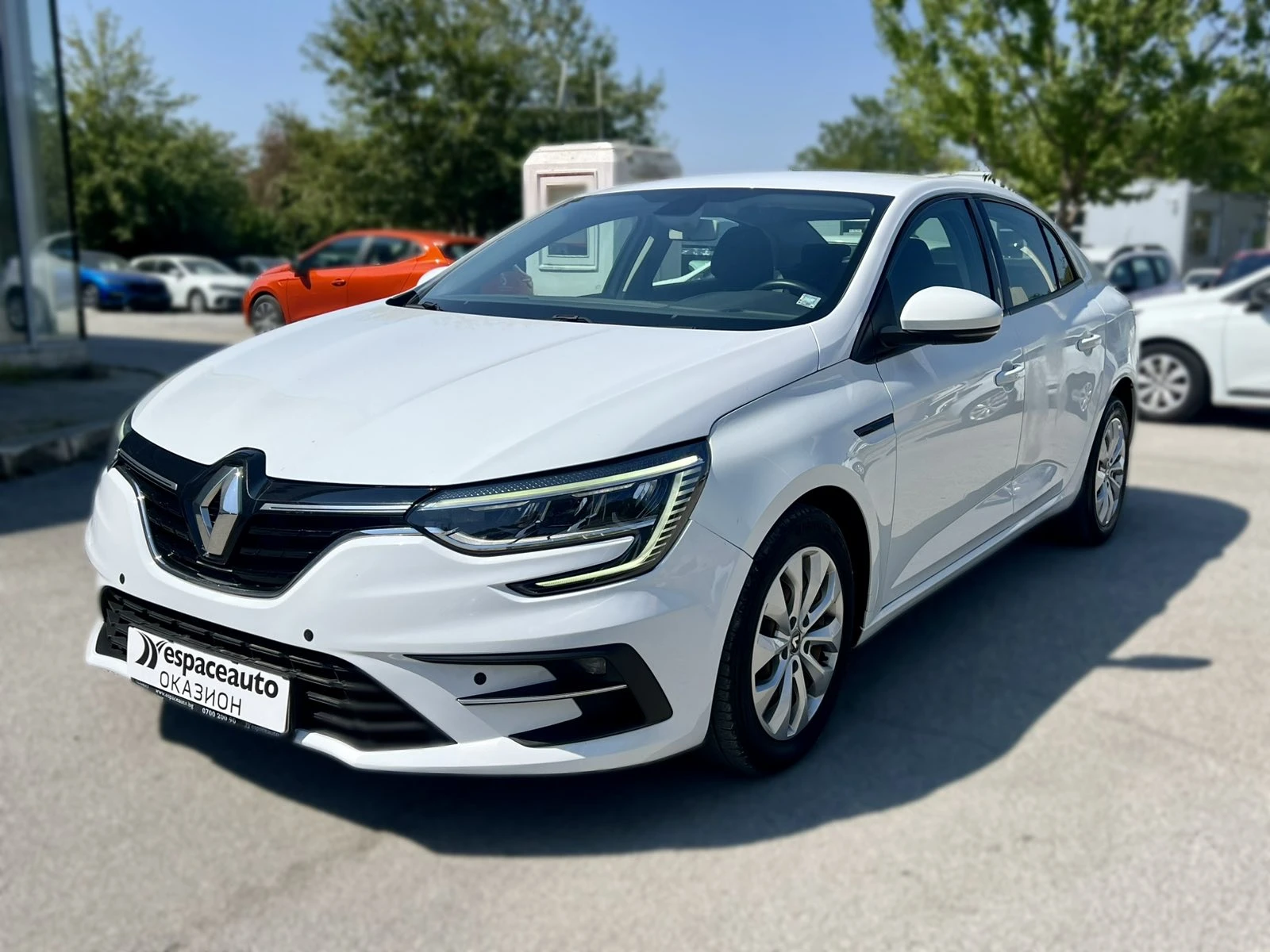 Renault Megane 1.3 TCe / 140к.с. / Life