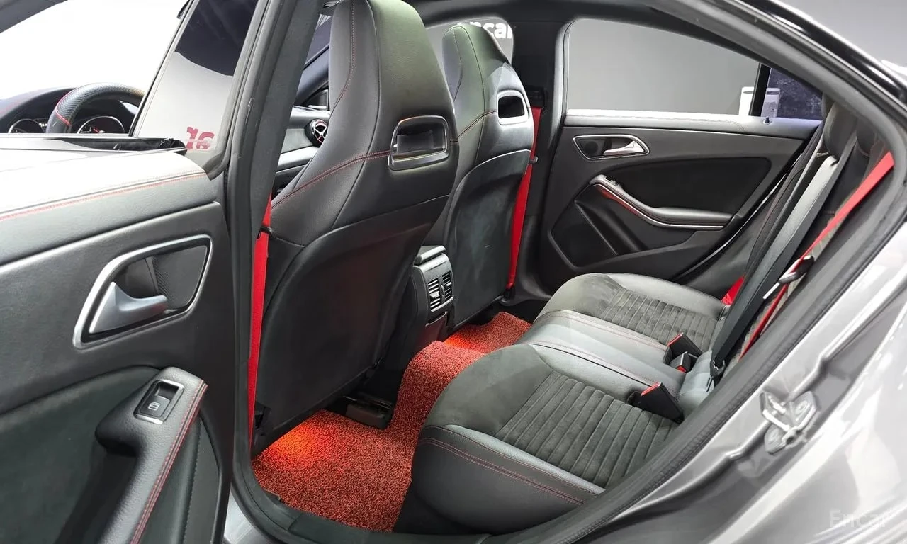 Mercedes-Benz CLA 45 AMG * AMG 4MATIC * КРАЙНА ЦЕНА ДО БЪЛГАРИЯ, снимка 11 - Автомобили и джипове - 55886502