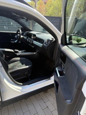 Mercedes-Benz GLB 200D 4Matic 6+ 1, снимка 8
