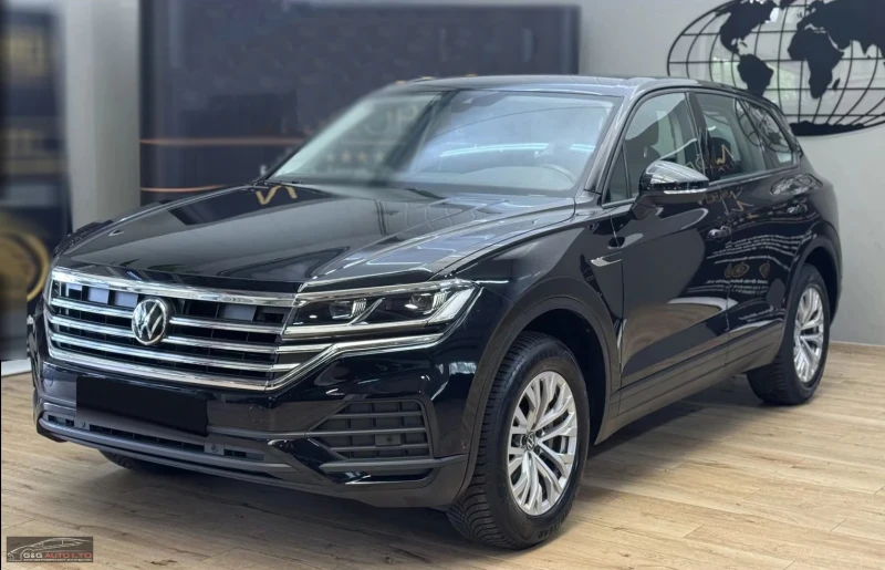 VW Touareg 4X4/231HP/CAM/LED/AMBI/KLESS/CARPLAY/645vpr