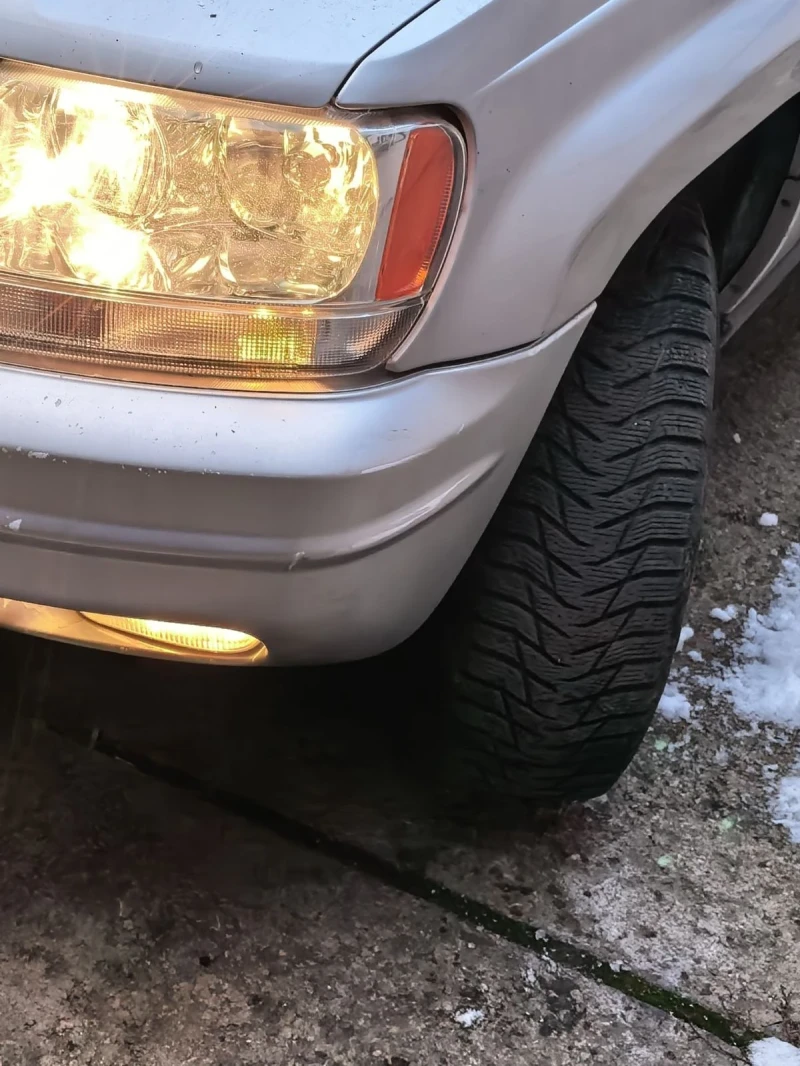 Jeep Grand cherokee, снимка 2 - Автомобили и джипове - 52958324