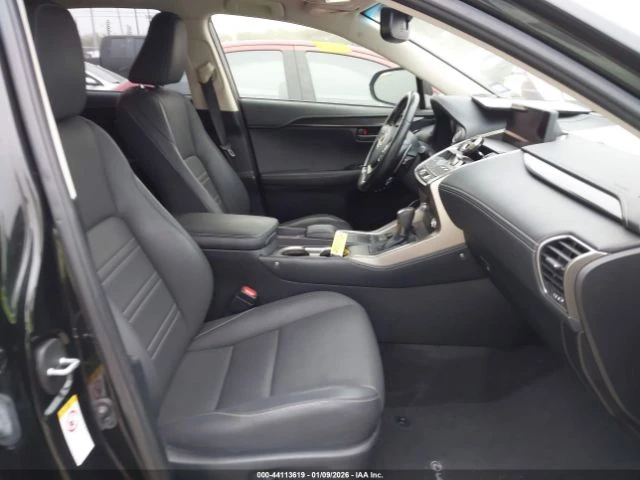 Lexus NX 300  - изображение 6