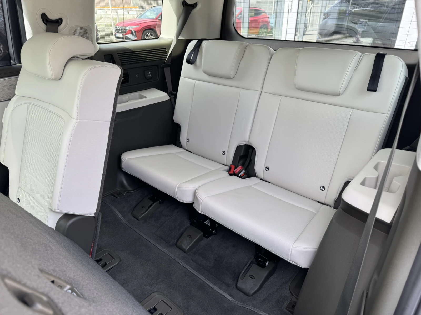 Hyundai Santa fe Luxury Plug-in Hybrid 7 seats - изображение 9