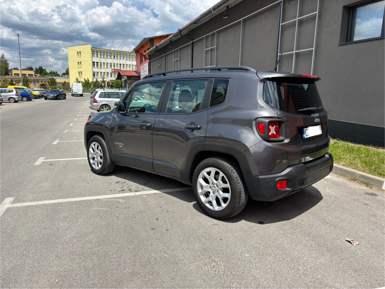 Jeep Renegade  - изображение 5