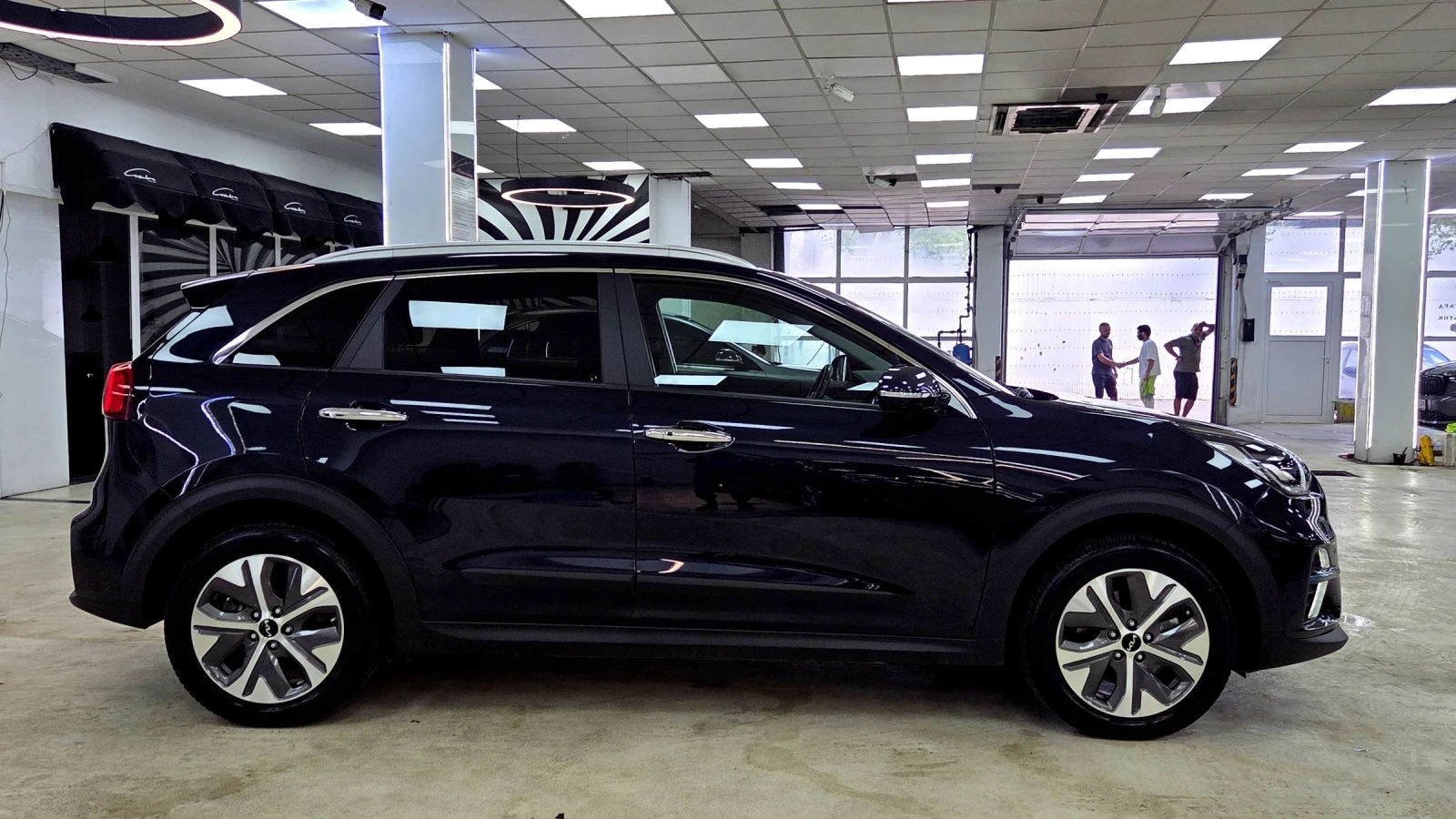 Kia Niro 64kWh/2022 Face lift/24 хил КМ - изображение 3