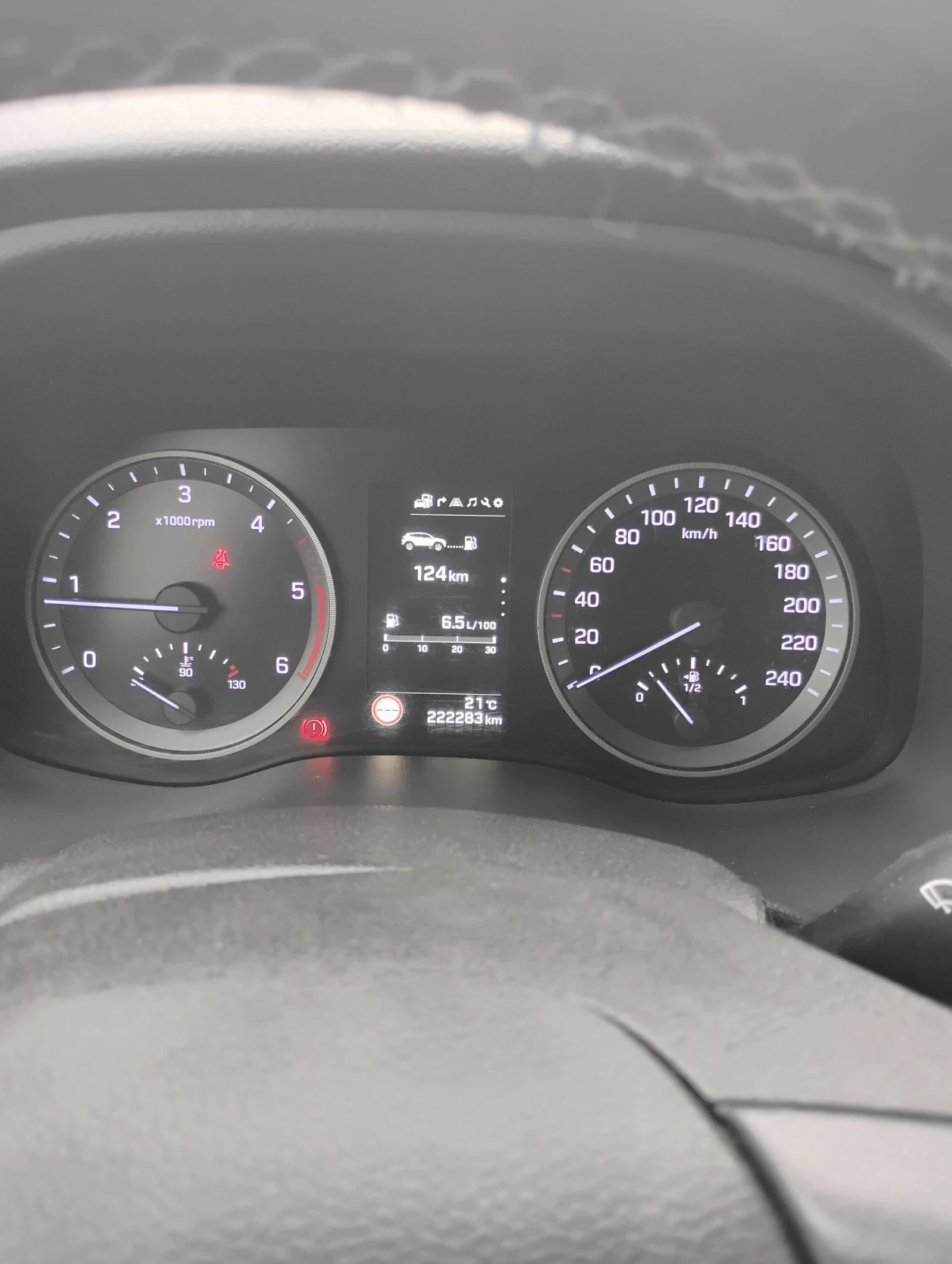 Hyundai Tucson 1, 7crdi Xpossible/Navi/Keyless  - изображение 10