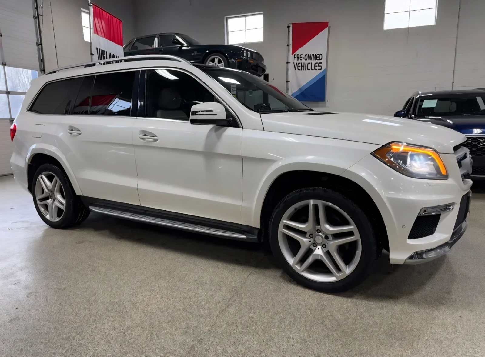 Mercedes-Benz GL 350 4 MATIC BLUETEC  - изображение 2