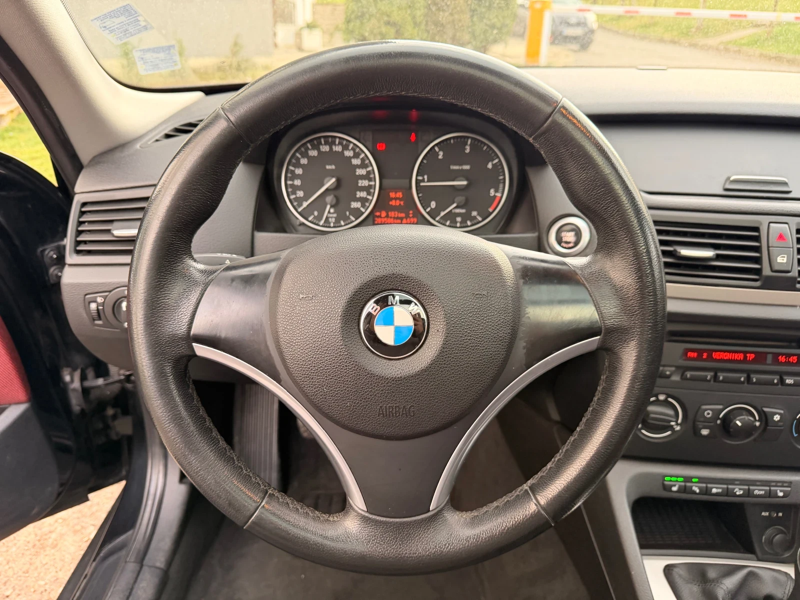 BMW X1 1.8d, снимка 13 - Автомобили и джипове - 53998986