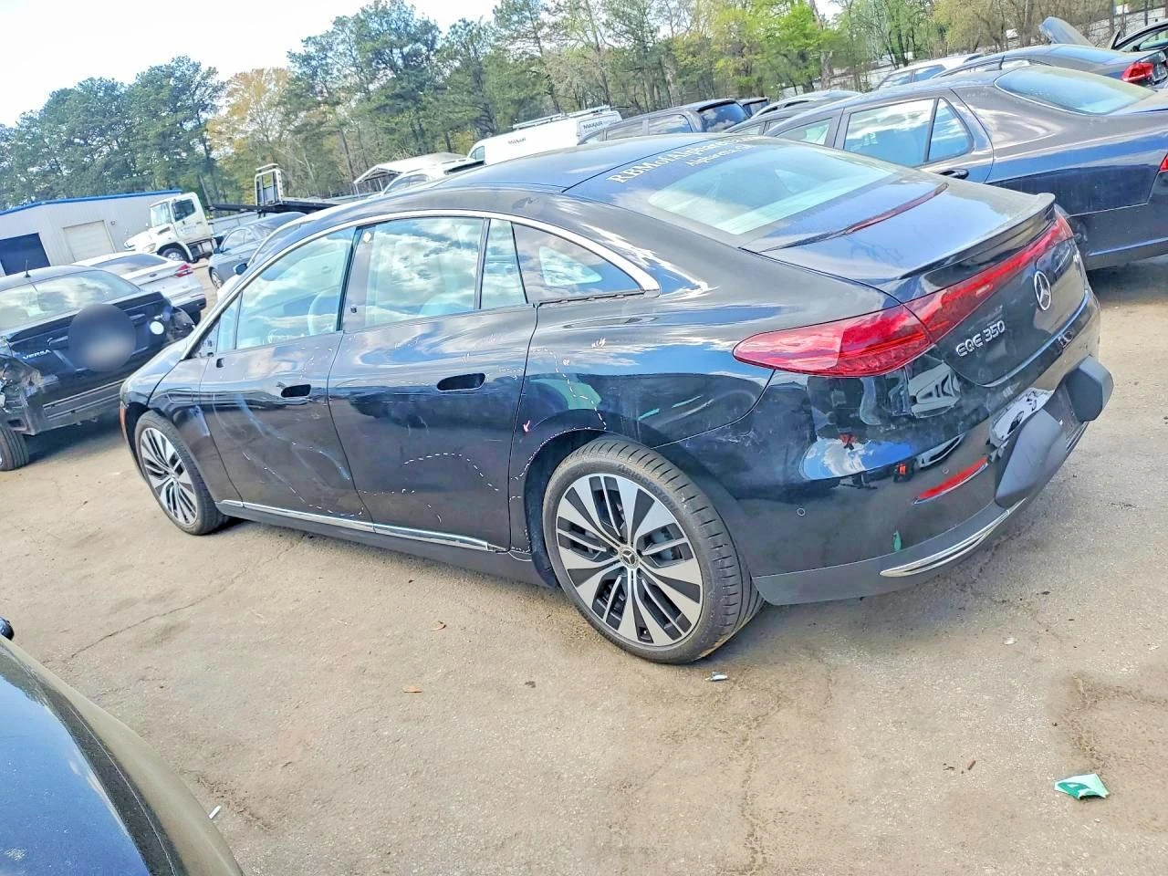 Mercedes-Benz EQE Sedan 350 4Matic, снимка 4 - Автомобили и джипове - 54144075