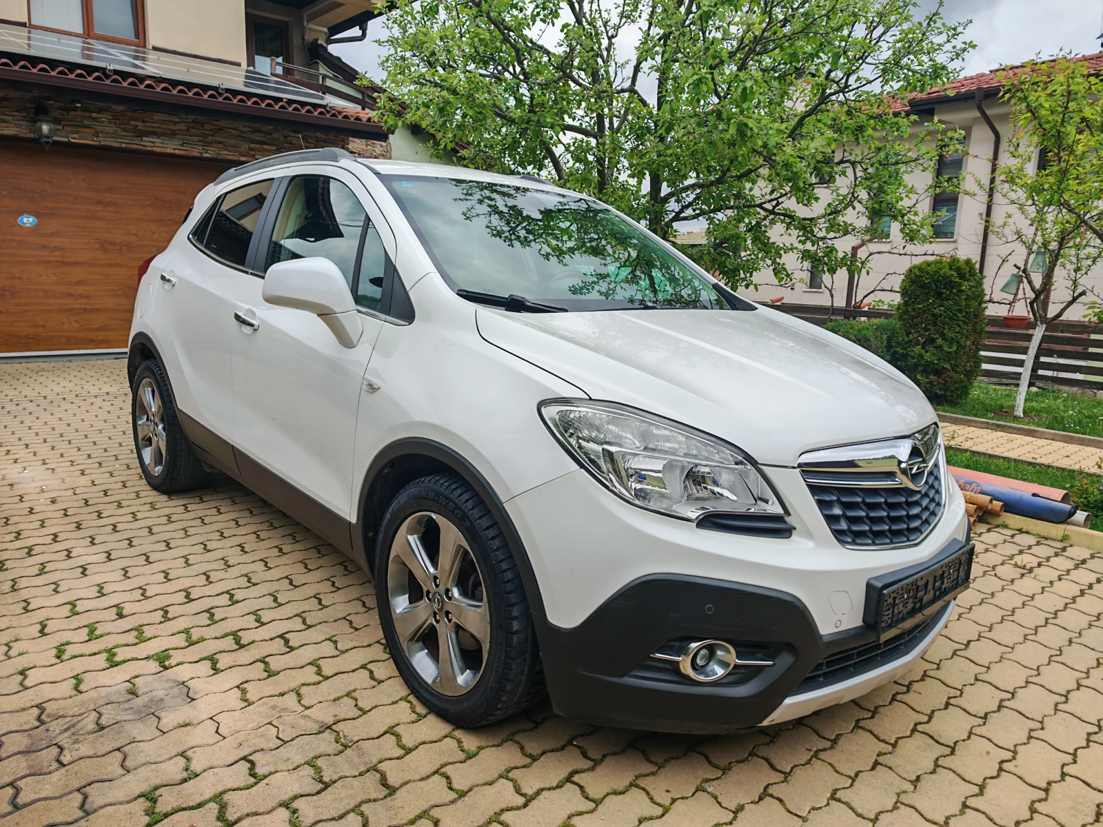 Opel Mokka 1.7CDTI-АВТОМАТИК, КАМЕРА, НАВИГАЦИЯ, КОЖА, снимка 3 - Автомобили и джипове - 54483679