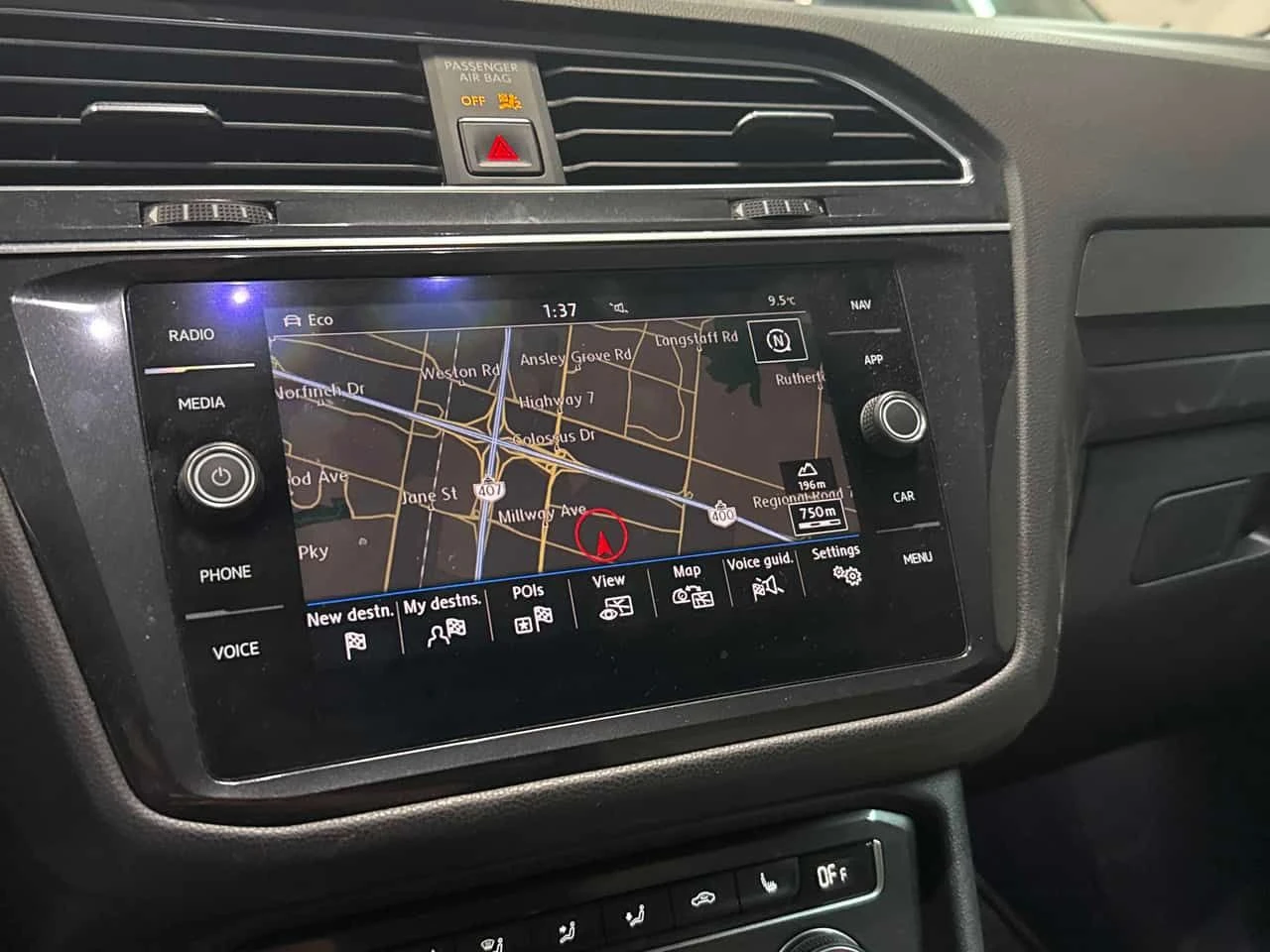 VW Tiguan * Highline * CARFAX * 2 КЛЮЧА * KEYLESS * ПОДГРЕВИ, снимка 17 - Автомобили и джипове - 54597646