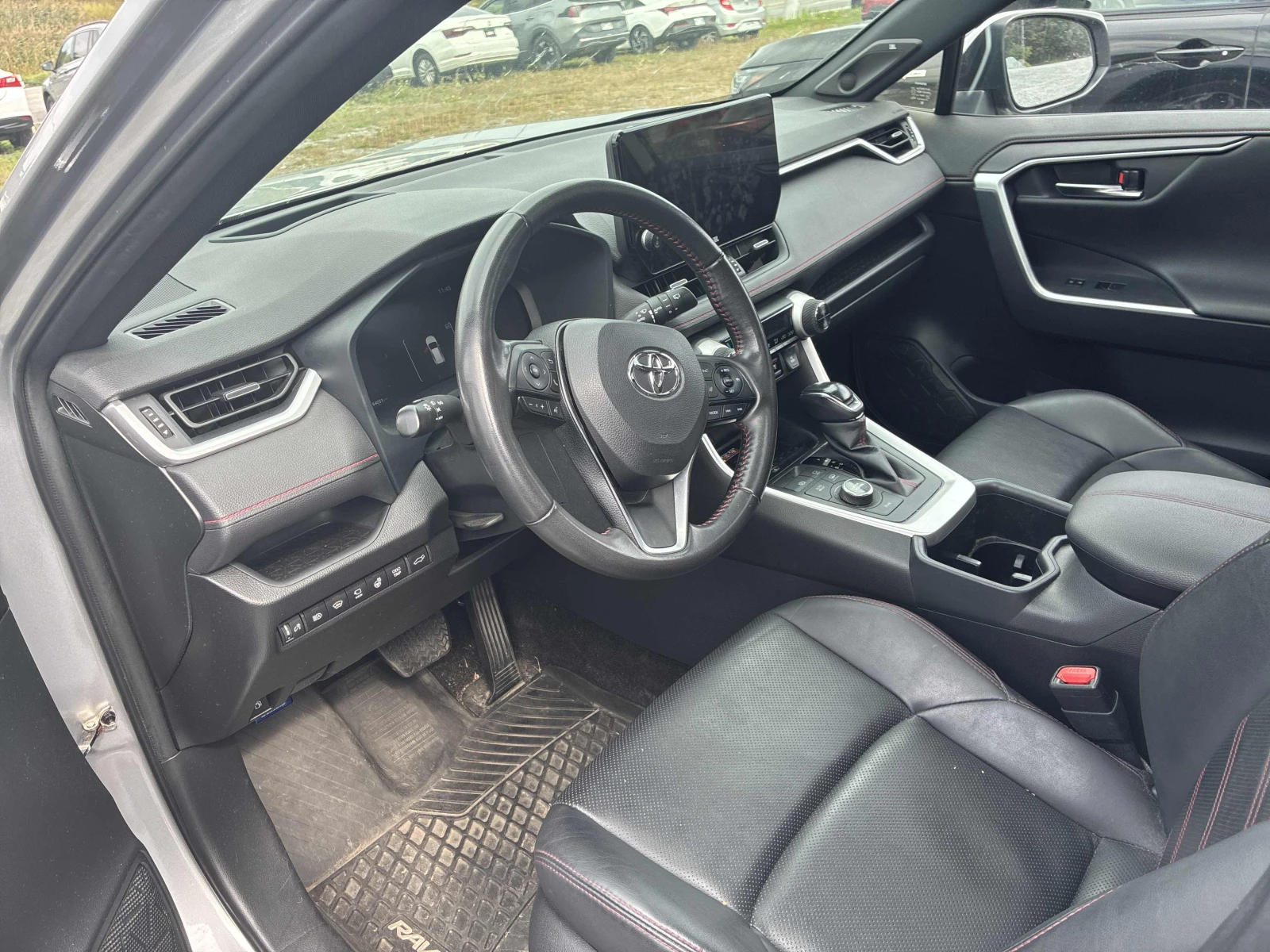 Toyota Rav4 XSE 4Х4, АВТОКРЕДИТ, снимка 6 - Автомобили и джипове - 56300649