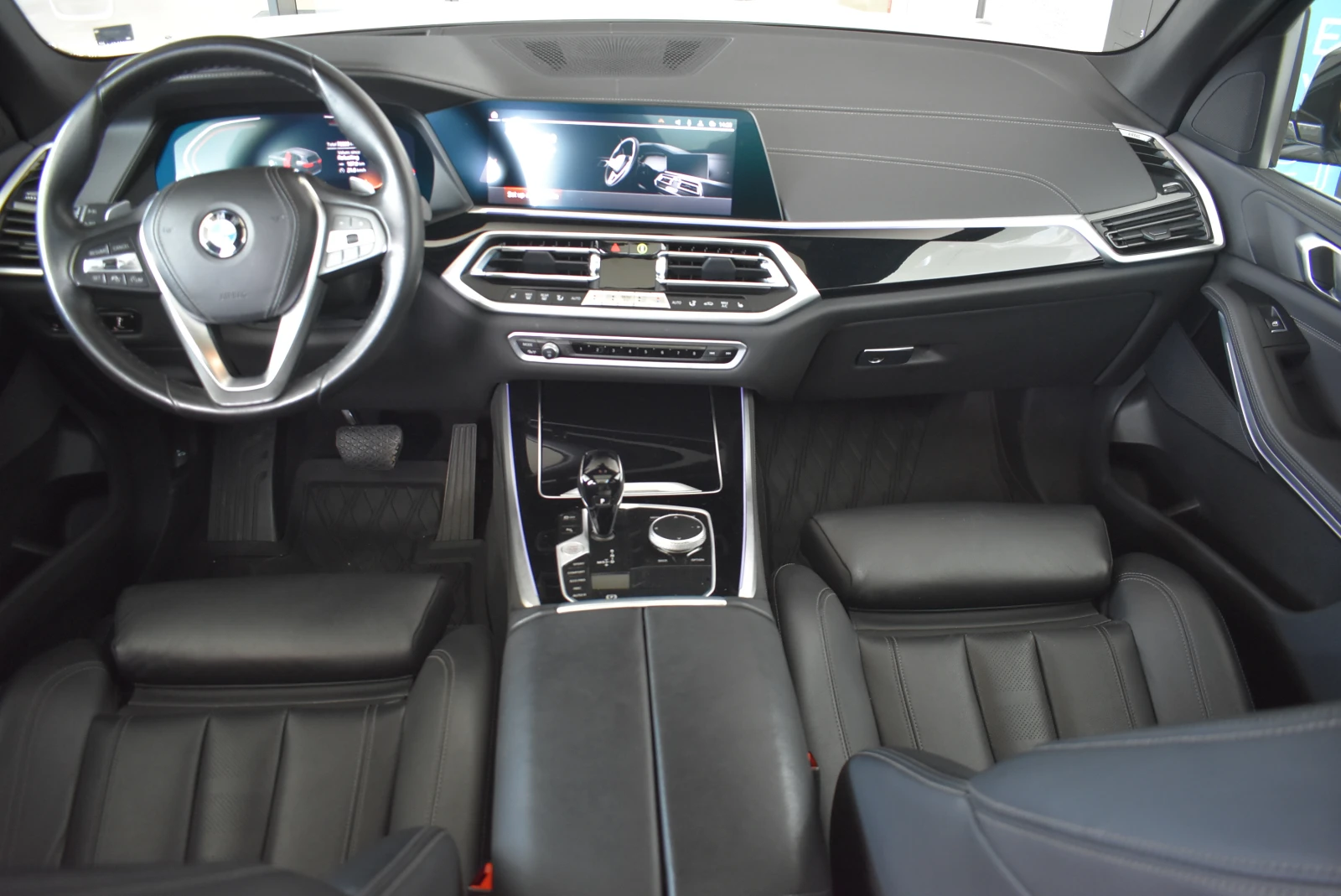 BMW X5 xDrive40i, снимка 6 - Автомобили и джипове - 56593191