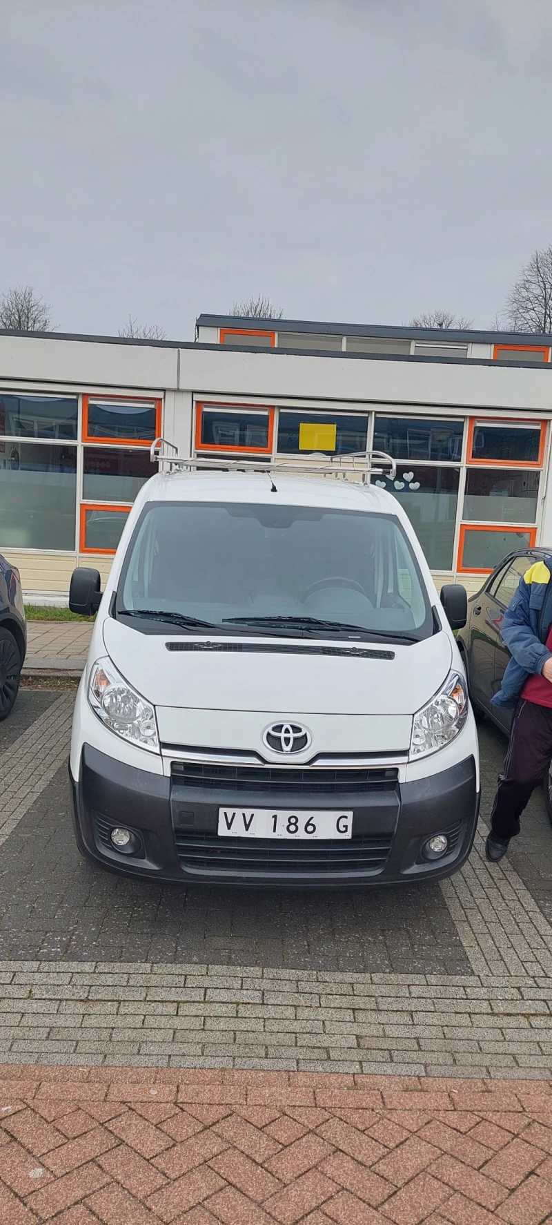 Toyota Proace 39200 км., снимка 4 - Бусове и автобуси - 52556677