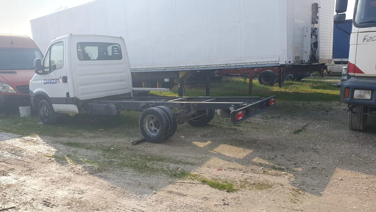 Iveco Daily 35C15 3.0L 150КС ЩЕТА от късо съединение - изображение 2