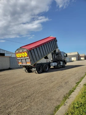 Обява за продажба на Volvo Fm самосвал за насипни товари/зърновоз ~83 880 лв. - изображение 2