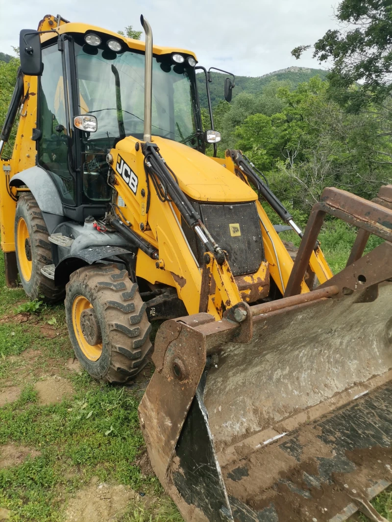 Багер JCB 3CX, снимка 4 - Индустриална техника - 51694679